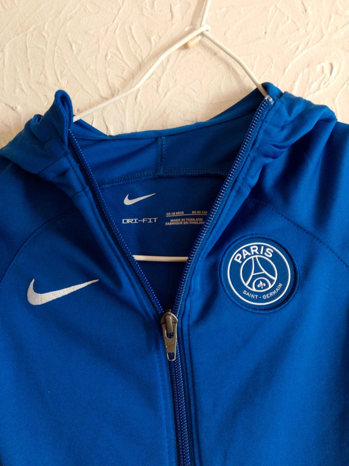 Veste à capuche Nike 12/18 mois